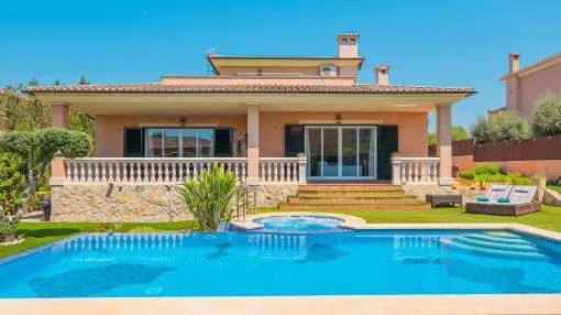 Holiday Villa "Joan Deia Escultor" with Mountain View, Pool & Wi-Fi 