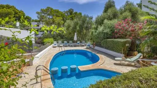 'Villa Bélgica' with Pool, Wi-Fi, Garden & Terrace