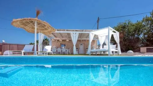 Vacation Home 'Casa Kay Montuiri' with Mountain View, Private Pool and Wi-Fi Vacation Home 'Casa Kay Montuiri' with Mountain View, Private Pool and Wi-Fi