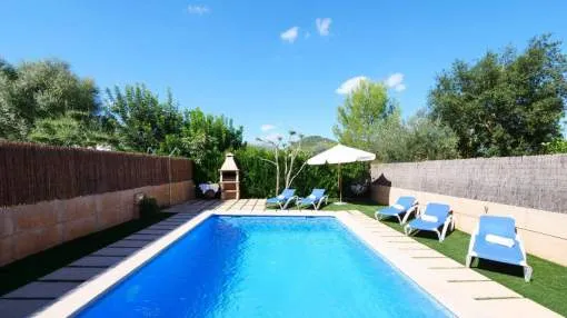 Modern and affordable holiday house - bright, private pool, terrace, garden Modern and affordable holiday house - bright, private pool, terrace, garden