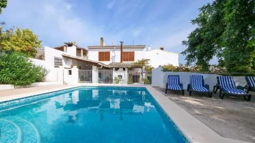 Charming finca with private pool and mediterranean garden - for 10 (+2) persons Charming finca with private pool and mediterranean garden - for 10 (+2) persons