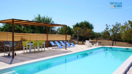 Idyllic and quiet stone finca-private pool, garden, terrace, AC, TV, WIFI, BBQ Idyllic and quiet stone finca-private pool, garden, terrace, AC, TV, WIFI, BBQ