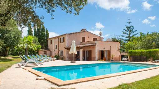 Rustic finca with private pool in rural surroundings Rustic finca with private pool in rural surroundings