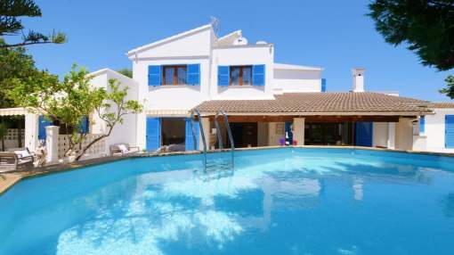 Detached house with two separate studios in Sa Coma, close to the beach Detached house with two separate studios in Sa Coma, close to the beach