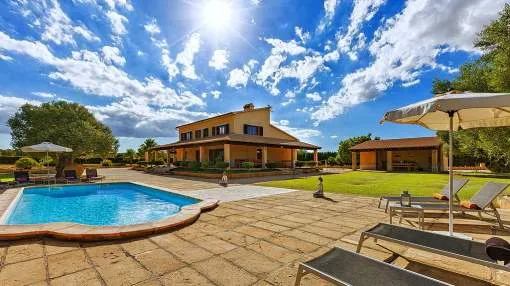 Finca Luna Bella for 8 persons near Petra Mallorca Finca Luna Bella for 8 persons near Petra Mallorca