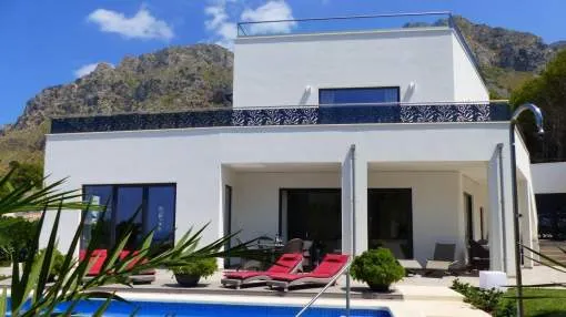 Beautiful villa with air conditioning, private pool and sea views Beautiful villa with air conditioning, private pool and sea views
