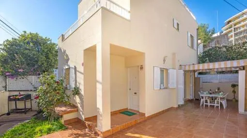 Modern holiday home at the beach for 4 people Modern holiday home at the beach for 4 people