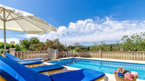 Lovely holiday rural villa for families with pool and garden Lovely holiday rural villa for families with pool and garden