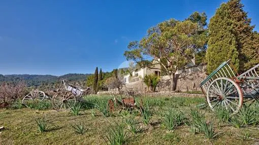 Large country house with possibilities for sale in Alaró, Mallorca Large country house with possibilities for sale in Alaró, Mallorca