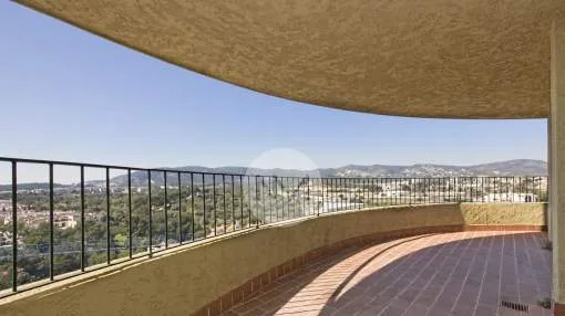 Penthouse in Son Dameto with mountain views and surroundings Penthouse in Son Dameto with mountain views and surroundings