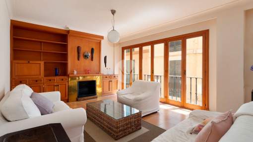 Spacious apartment in the heart of Palma de Mallorca Spacious apartment in the heart of Palma de Mallorca