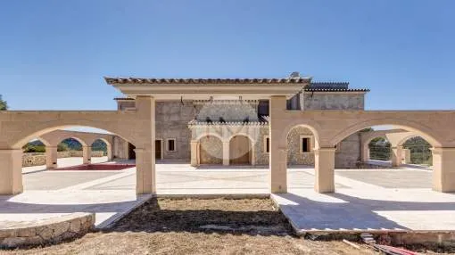 Fantastic mansion with panoramic views in Camp de Mar, Majorca Fantastic mansion with panoramic views in Camp de Mar, Majorca