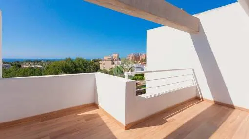 Beautiful townhouse with garden, terrace and garage in Bonanova, Palma de Majorca 