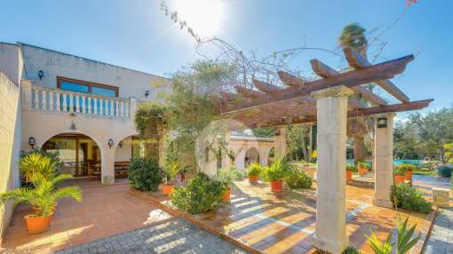 Charming villa with large garden plot in Marratxí in Mallorca Charming villa with large garden plot in Marratxí in Mallorca