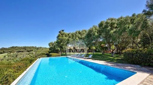 Exclusive finca next to a golf course near Manacor in Mallorca Exclusive finca next to a golf course near Manacor in Mallorca