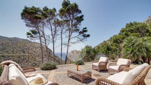 Beautiful manor house in Estellencs, Mallorca Beautiful manor house in Estellencs, Mallorca