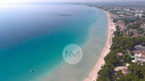 Beautiful villa on the beachfront in Alcudia, Mallorca Beautiful villa on the beachfront in Alcudia, Mallorca