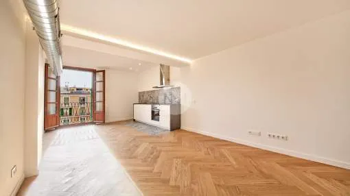 Cute, fully renovated apartment for sale at Plaza Mayor, Palma de Majorca Cute, fully renovated apartment for sale at Plaza Mayor, Palma de Majorca