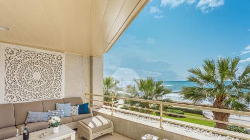 First line apartment with a big terrace for sale in Portixol, Palma de Majorca. First line apartment with a big terrace for sale in Portixol, Palma de Majorca.