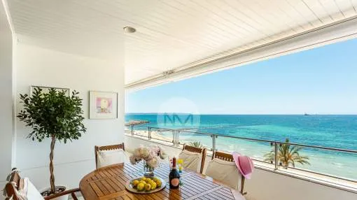 Spectacular apartment in front of the beach for sale in Portixol, Majorca Spectacular apartment in front of the beach for sale in Portixol, Majorca