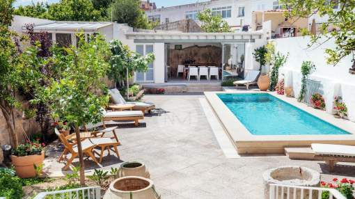 Spectacular house with garden and pool in Ciudad Jardín, Palma, Majorca Spectacular house with garden and pool in Ciudad Jardín, Palma, Majorca