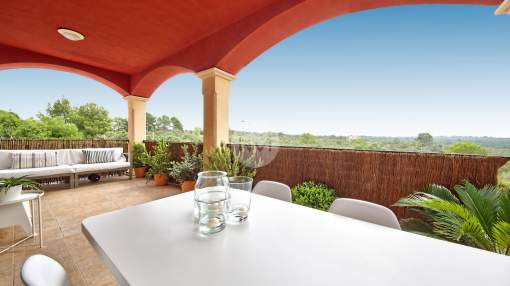 Spacious, renovated apartment for sale with panoramic views of the bay of Palma Spacious, renovated apartment for sale with panoramic views of the bay of Palma