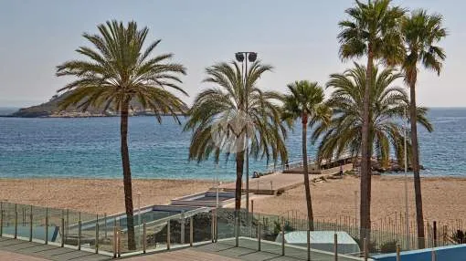 Apartment first line to the beach for sale in Magaluf, Majorca 