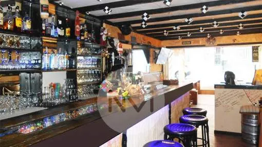 Fully equipped bar for sale or lease in Peguera, Mallorca 