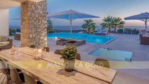 Luxury villa in prime location with unique sea view Luxury villa in prime location with unique sea view