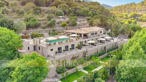 La Bellesa - Unique designer villa with pool and precious views over the village of Esporles La Bellesa - Unique designer villa with pool and precious views over the village of Esporles