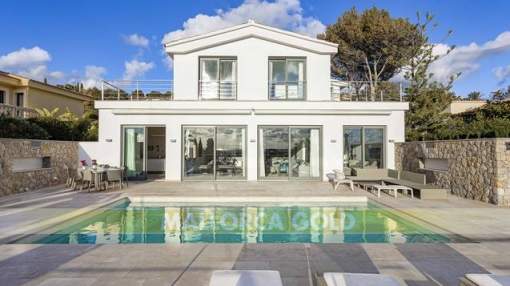 Villa with sea views and six bedrooms Villa with sea views and six bedrooms
