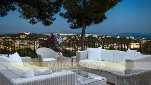 Mediterranean villa with spectacular sea views and green area Mediterranean villa with spectacular sea views and green area