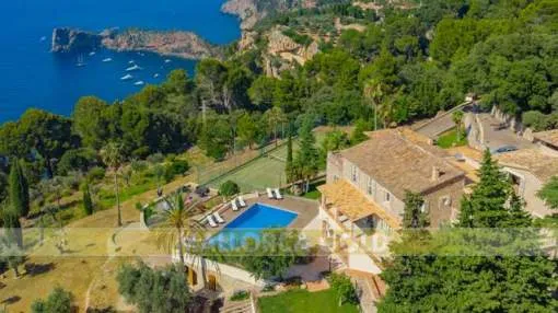 Private paradise by the sea - magnificent historic finca in Valldemossa Private paradise by the sea - magnificent historic finca in Valldemossa