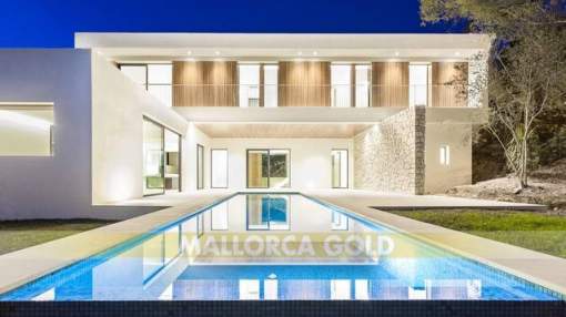 Newly-built villa offering private paradise in Son Vida Newly-built villa offering private paradise in Son Vida