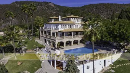 Castle-like luxury property in spectacular location Castle-like luxury property in spectacular location