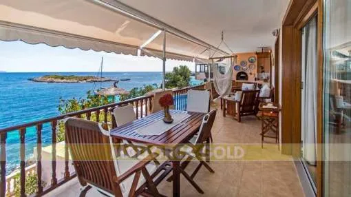 Outstanding waterfront apartment in Illetas with fabulous sea view and direct access to the sea
