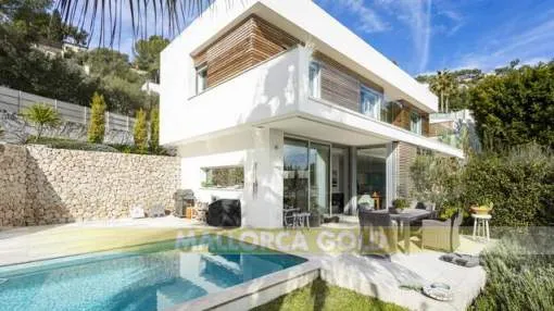 Renovated villa with sea views in Génova Renovated villa with sea views in Génova