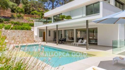 Newly-built designer villa in a quiet location Newly-built designer villa in a quiet location