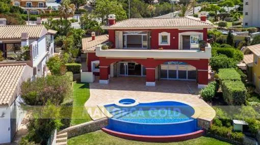 Frontline sea view villa facing the Malgrats Islands on a flat plot in Santa Ponsa Frontline sea view villa facing the Malgrats Islands on a flat plot in Santa Ponsa