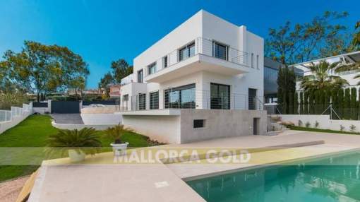 Modern newly built family villa close to Port Adriano Modern newly built family villa close to Port Adriano