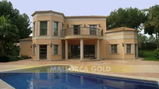 Summer family villa in prime location Summer family villa in prime location