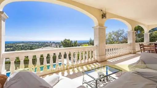 Sea view villa in prime location Sea view villa in prime location