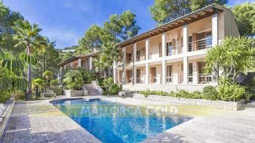 Investment: Luxury villa in a quiet location with green surroundings