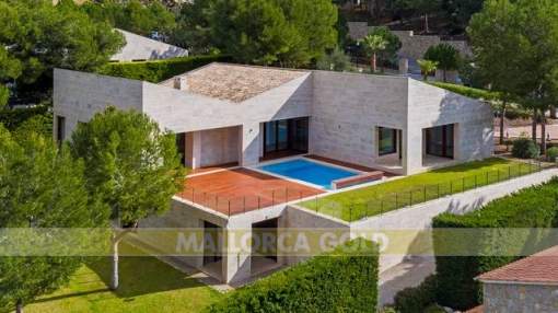 Beautiful and modern luxury villa in an exclusive residential area with spacious terraces Beautiful and modern luxury villa in an exclusive residential area with spacious terraces