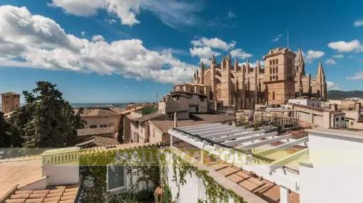 Old Palace from 16th Century completely refurbished Old Palace from 16th Century completely refurbished