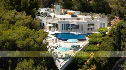 State of the art designer Villa with sea views for sale in Son Vida