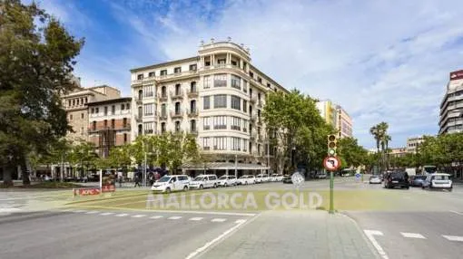 Cosmopolitical stately flat in Palma’s city center Cosmopolitical stately flat in Palma’s city center