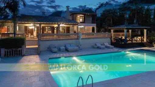 Mediterranean Villa on a flat plot with partially views of the bay of Palma Mediterranean Villa on a flat plot with partially views of the bay of Palma