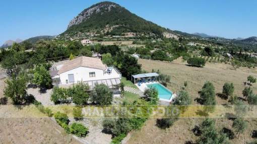 Refurbished farmhouse in beautiful Mediterranean countryside setting Refurbished farmhouse in beautiful Mediterranean countryside setting