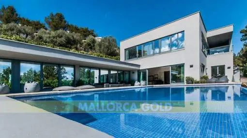 Light flooded and tasteful designer villa Light flooded and tasteful designer villa